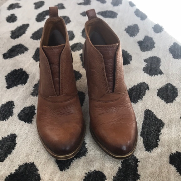 Lucky Brand Shoes - Lucky Brand Ehllen Bootie